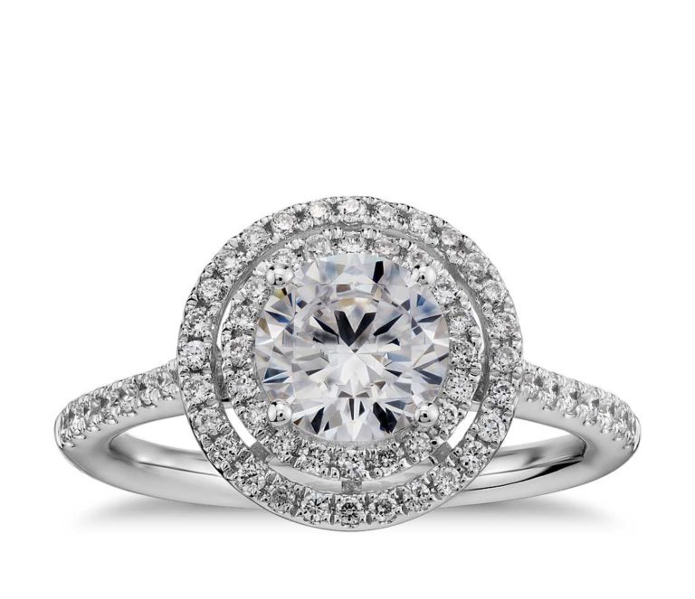Best Engagement Rings for Fat Fingers | Jewelry Guide