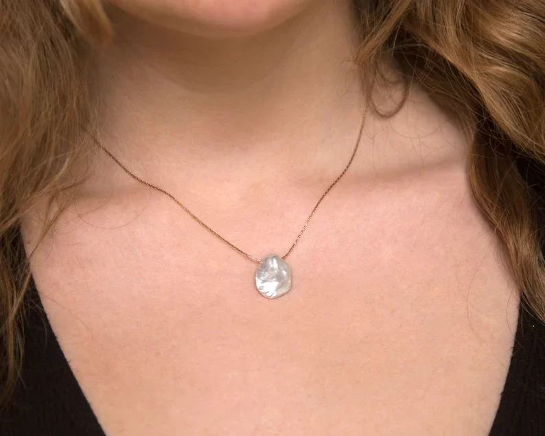 Keshi pearl pendant necklace