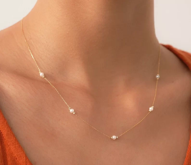 Pearl station necklace